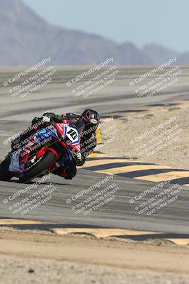 media/Oct-02-2025-Racers Edge (Thu) [[2c91cb6ab3]]/2-A Group/Session 5-Turn 12 (130pm)/